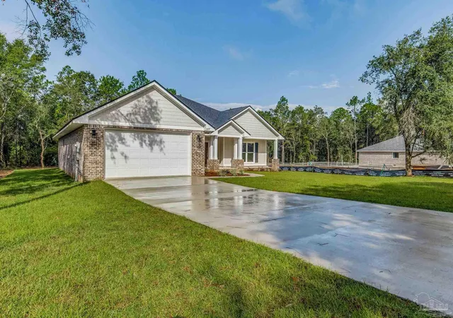 Photo 4 of Single family home for sale at 4304 Watkins St, Milton, FL 32571 | MLS# 684800 | Listing updated on 2026-09-01