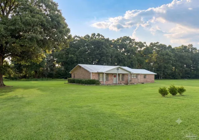 Photo 3 of Single family home for sale at 10801 Highway 87, Milton, FL 32570 | MLS# 685444 | Listing updated on 2026-08-29