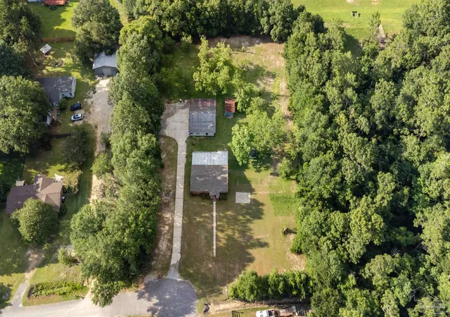 Homes for sale in Cantonment, FL | 464 Tall Pines Rd, Cantonment, FL 32533 | MLS# 684543