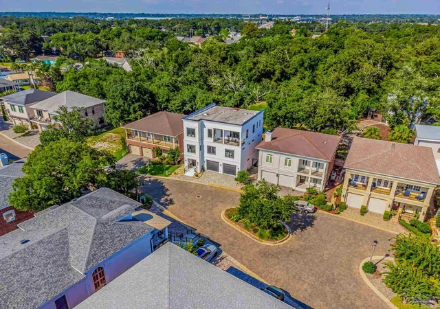 Photo 3 of Single family home for sale at 1522 White Caps Ln, Pensacola, FL 32507 | MLS# 670733 | Listing updated on 2026-05-07