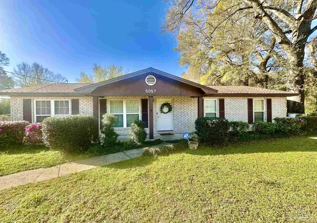 Photo 3 of Sale Pending at 5057 Babb Ln, Milton, FL 32571 | MLS# 679497 | Listing updated on 2026-08-16