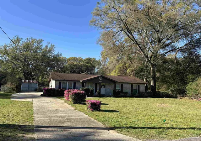 Photo 4 of Sale Pending at 5057 Babb Ln, Milton, FL 32571 | MLS# 679497 | Listing updated on 2026-08-16