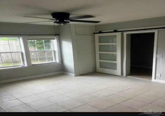 Listing Photo 3 - Condo for sale in building located at 3701 W Brainerd St, Pensacola, FL 32505 - Unit #A & B