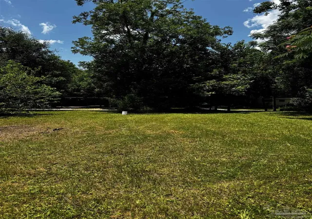 Photo 4 of Land for sale at 100 Aquamarine Ave, Pensacola, FL 32505 | MLS# 685350 | Listing updated on 2026-07-02