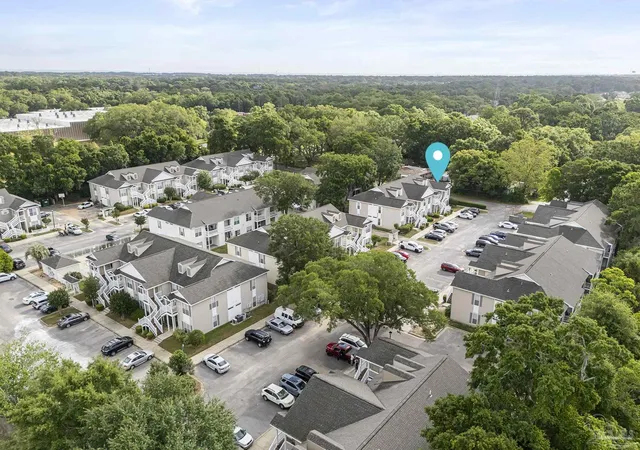 2nd image of 7101 Joy St, Pensacola, FL 32504