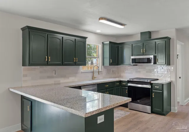 5th image of 601 E Scott St, Pensacola, FL 32503 | MLS# 683326