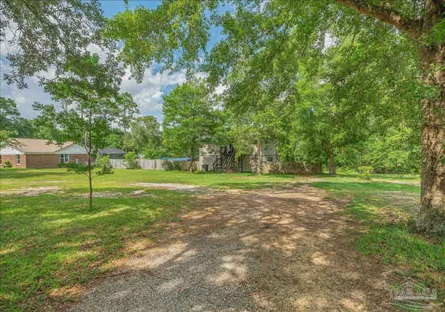 Photo 4 of Single family home for sale at 11424 High Springs Rd, Pensacola, FL 32534 | MLS# 684455 | Listing updated on 2026-09-11