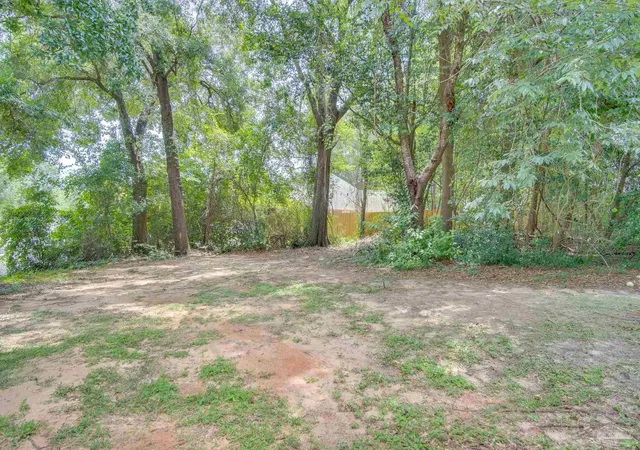2nd image of 10120 Guidy Ln, Pensacola, FL 32514