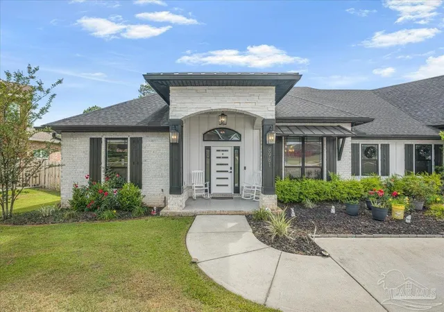 Photo 3 of Single family home for sale at 8981 Salt Grass Dr W, Pensacola, FL 32526 | MLS# 682020 | Listing updated on 2026-08-17