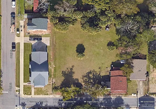 2nd image of 416 W Intendencia St, Pensacola, FL 32502 | MLS# 675560