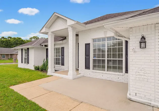 Homes for sale in Pace, FL | 4647 Winterdale Dr, Pace, FL 32571 | MLS# 684521