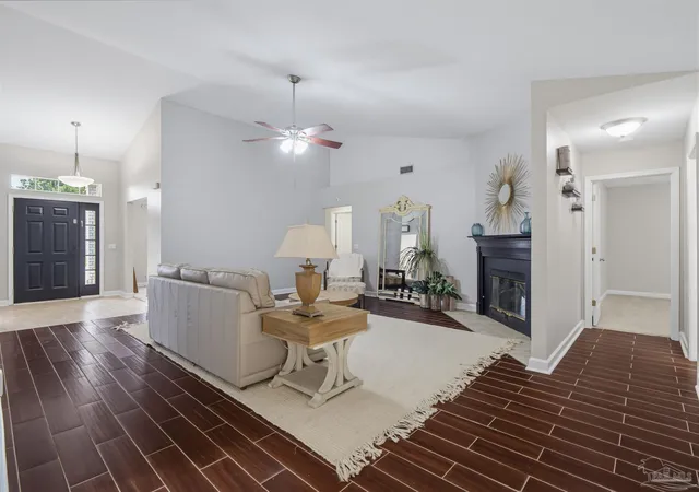 Homes for sale in Pace, FL | 4647 Winterdale Dr, Pace, FL 32571 | MLS# 684521