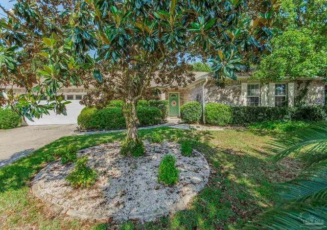 Homes for sale in Navarre, FL | 2034 Bayou Dr, Navarre, FL 32566 | MLS# 681655