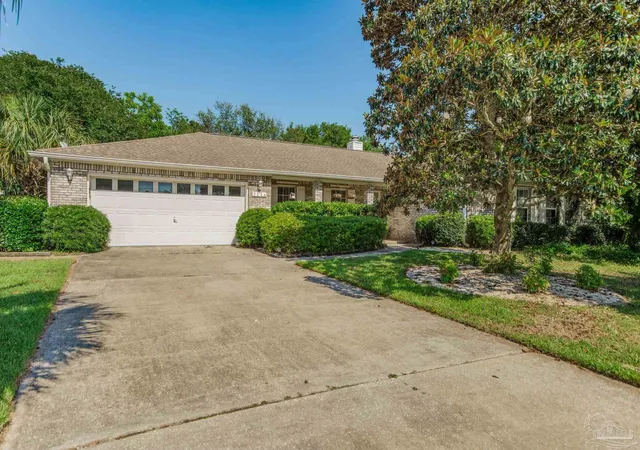 Homes for sale in Navarre, FL | 2034 Bayou Dr, Navarre, FL 32566 | MLS# 681655