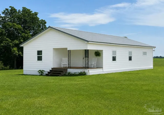 1st image of 6000 Doran Rd, Mcdavid, FL 32568 | MLS# 685525