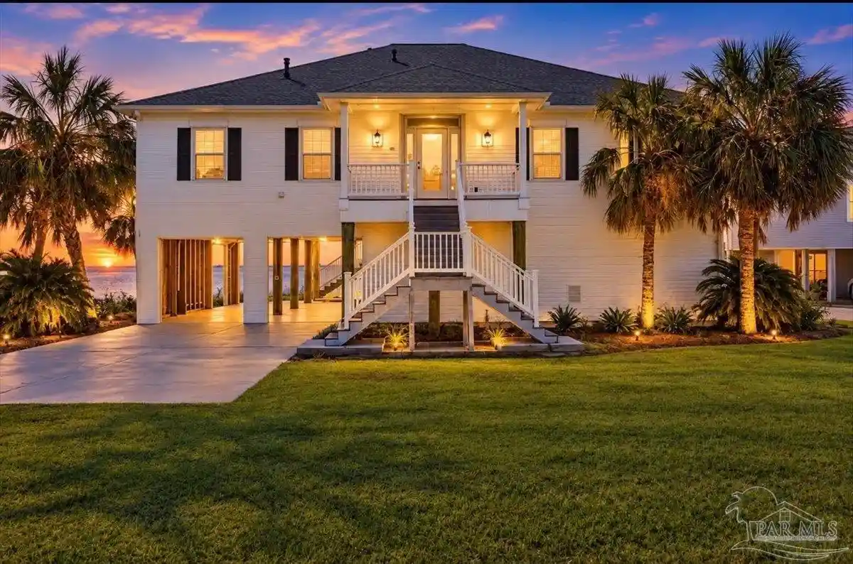 Single family home for sale at 4881 Soundside Dr, Gulf Breeze, FL 32563 | MLS# 690278