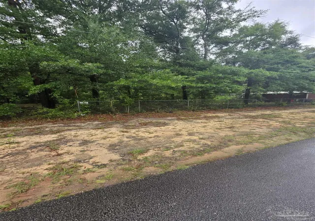 2nd image of Pickens Cir, Baker, FL 32531 | MLS# 681344