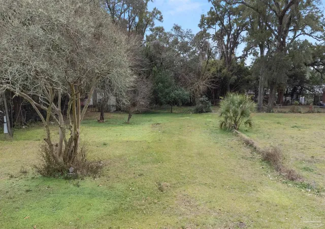 7th image of 2435 W Belmont St, Pensacola, FL 32505 | MLS# 676595