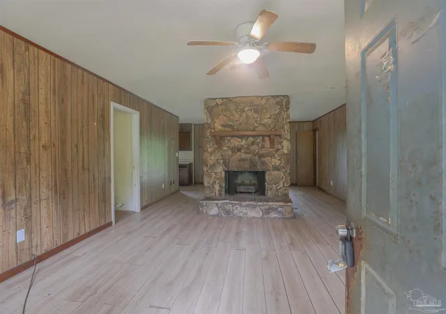 Homes for sale in Cantonment, FL | 1512 Old Bridge Rd, Cantonment, FL 32533 | MLS# 684002