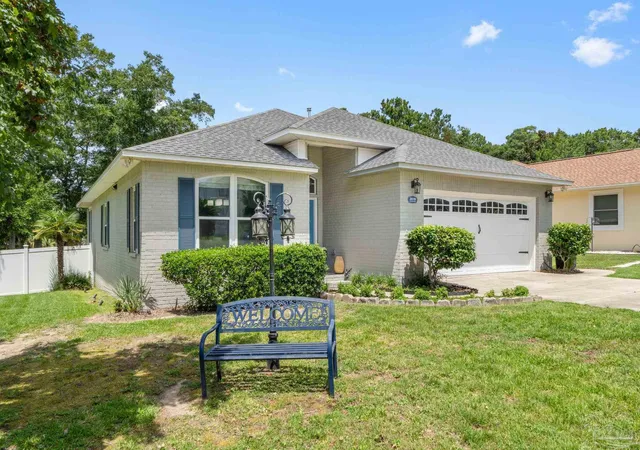 Photo 3 of Single family home for sale at 2078 Downing Dr, Pensacola, FL 32505 | MLS# 685391 | Listing updated on 2026-08-30