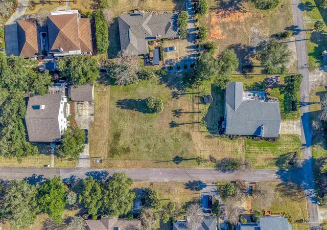 2nd image of 1009 Harbourview Cir, Pensacola, FL 32507 | MLS# 677498