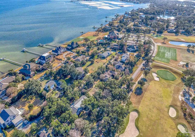 3rd image of 1009 Harbourview Cir, Pensacola, FL 32507 | MLS# 677498