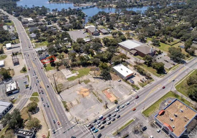 4th image of 101 S Navy Blvd, Pensacola, FL 32507 | MLS# 661776
