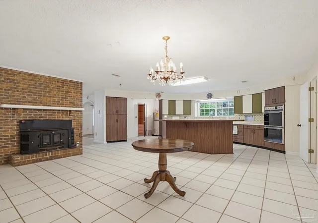 2nd image of 8246 Chellie Rd, Pensacola, FL 32526 | MLS# 679838