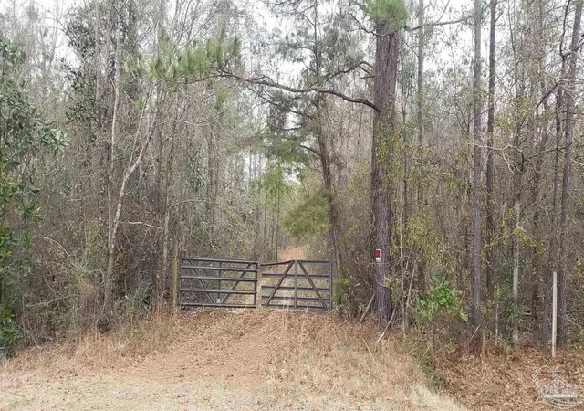 Homes for sale in Century, FL | 2200 Fannie Rd, Century, FL 32535 | MLS# 681946