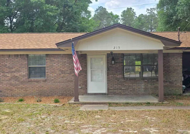 Homes for sale in Crestview, FL | 215 Aza Pl, Crestview, FL 32539 | MLS# 682374