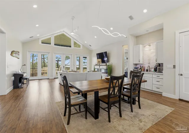 Photo 4 of Single family home for sale at 5402 N Shore Rd, Pensacola, FL 32507 | MLS# 683667 | Listing updated on 2026-09-29