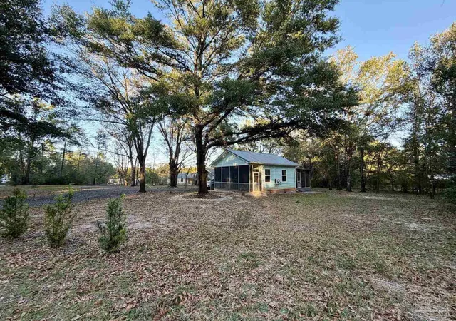 Photo 2 of Single family home for sale at 5032 Camp Ground Rd, Milton, FL 32583 | MLS# 690305 | Listing updated on 2026-10-30