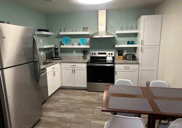 Homes for sale in Gulf Breeze, FL | 3208 Redwood Ln #115, Gulf Breeze, FL 32563 | MLS# 685495