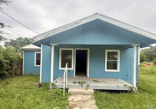 Photo 1 of Single family home for sale at 1208 N T St, Pensacola, FL 32505 | MLS# 684156 | Listing updated on 2026-08-27