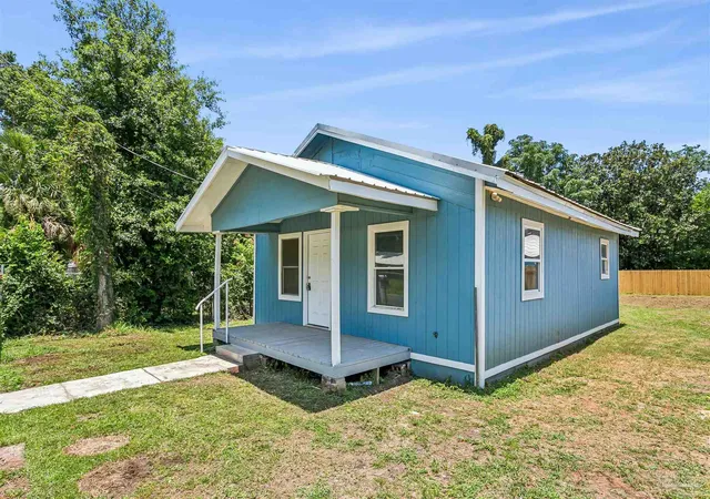 Photo 2 of Single family home for sale at 1208 N T St, Pensacola, FL 32505 | MLS# 684156 | Listing updated on 2026-08-27