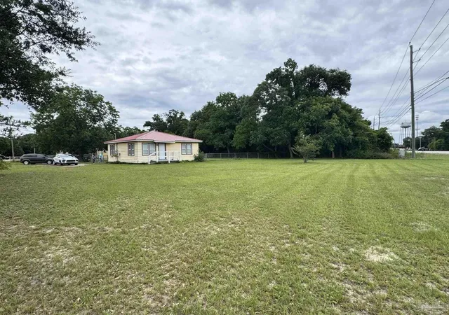 Photo 2 of Land for sale at 1412 Gulf Beach Hwy, Pensacola, FL 32507 | MLS# 685304 | Listing updated on 2026-07-13