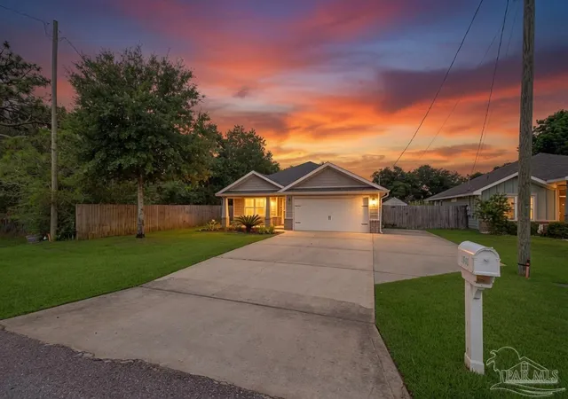 Photo 2 of Sale Pending at 1941 Alhambra St, Navarre, FL 32566 | MLS# 684588 | Listing updated on 2026-09-16