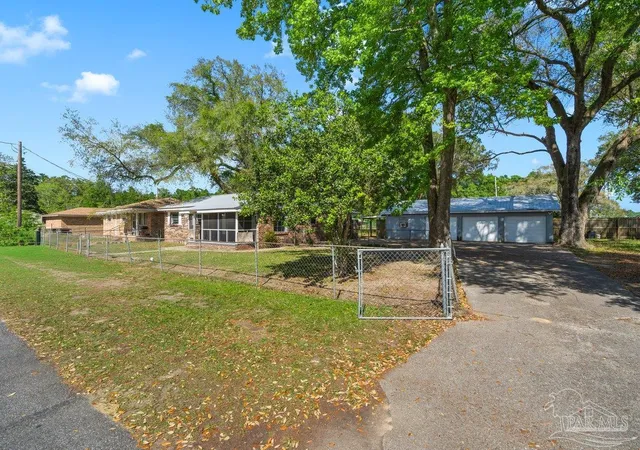 Photo 1 of Sale Pending at 7922 Griffith Ave, Pensacola, FL 32534 | MLS# 681146 | Listing updated on 2026-09-17