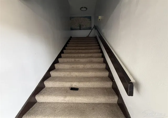 4th image of 3351 Olive Rd #11C, Pensacola, FL 32514 | MLS# 679239