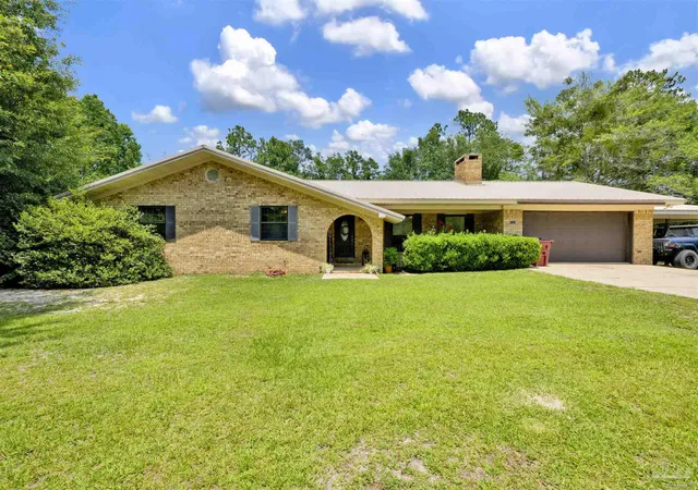 Photo 1 of Single family home for sale at 7558 Chumuckla Hwy, Milton, FL 32571 | MLS# 685322 | Listing updated on 2026-08-11