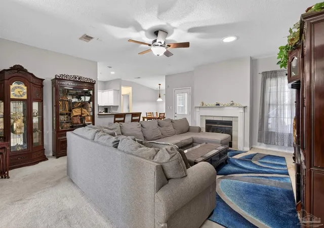 Photo 3 of Single family home for sale at 5127 Terra Lake Cir, Pensacola, FL 32507 | MLS# 684414 | Listing updated on 2026-10-20