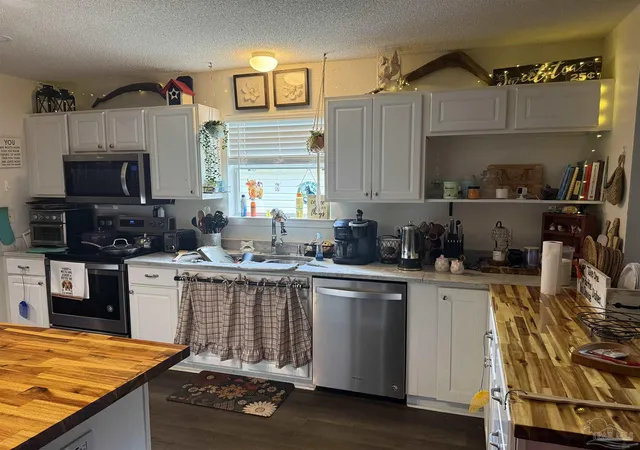 Photo 4 of Single family home for sale at 10568 Wilderness Ln, Pensacola, FL 32534 | MLS# 685623 | Listing updated on 2026-07-15