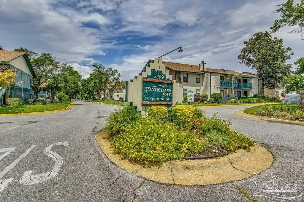 Photo 1 of Condo for sale at 2299 Scenic Hwy #Q1, Pensacola, FL 32503 | MLS# 690673 | Listing updated on 2026-10-30
