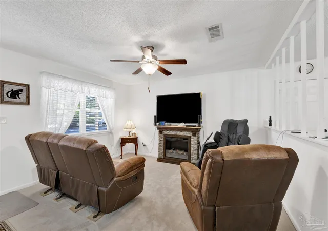 3rd image of 5131 Oakleaf Dr, Milton, FL 32571 | MLS# 681017