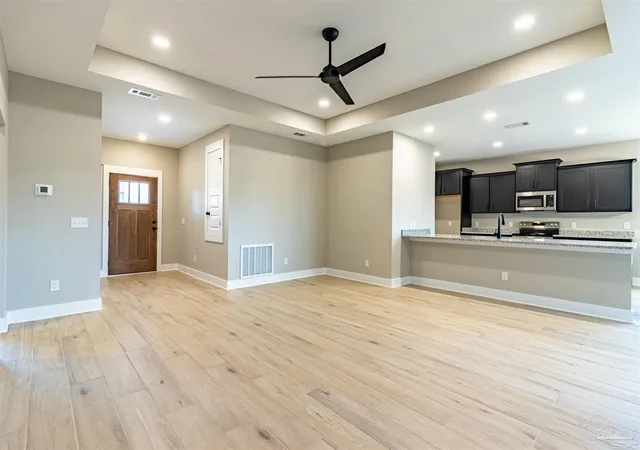 5th image of 7727 Piper Cir, Milton, FL 32583 | MLS# 683244