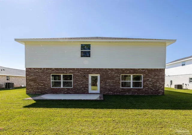 Photo 3 of Sale Pending at 5971 Willow Mist Ct, Pace, FL 32571 | MLS# 680405 | Listing updated on 2026-06-24