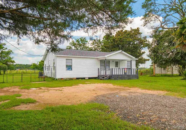 Photo 2 of Single family home for sale at 2451 Green Village Rd, Mcdavid, FL 32568 | MLS# 685449 | Listing updated on 2026-08-10