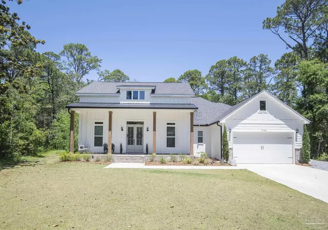 Homes for sale in Gulf Breeze, FL | 4798 Soundside Rd, Gulf Breeze, FL 32563 | MLS# 682202
