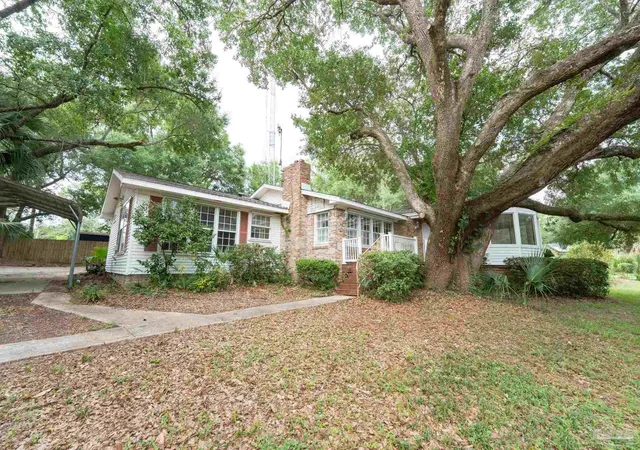 Photo 1 of Single family home for sale at 2570 Bayou Blvd, Pensacola, FL 32503 | MLS# 685767 | Listing updated on 2026-07-29