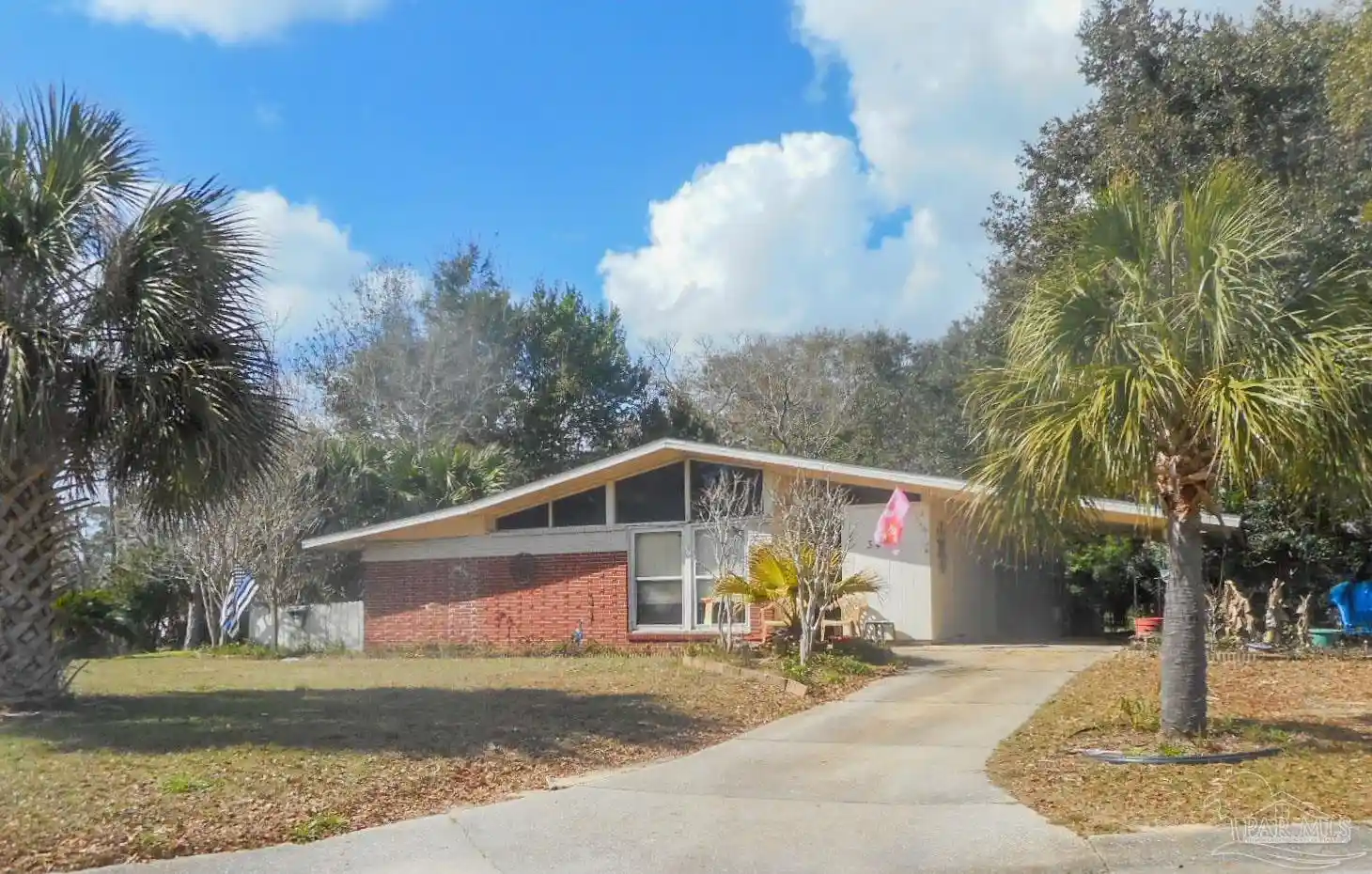 Photo 1 of Single family home for sale at 3495 Seabreeze Dr, Pensacola, FL 32503 | MLS# 690146 | Listing updated on 2026-10-18